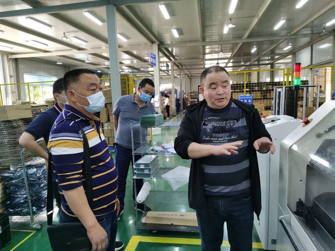 見證企業實力！意向客戶到訪參觀久遠智能工廠